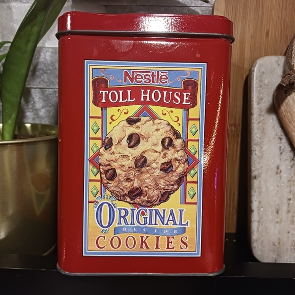 Nestle Toll House • Vintage Collectible Original Recipe Cookie Tin Canis… - Picture 3 of 11